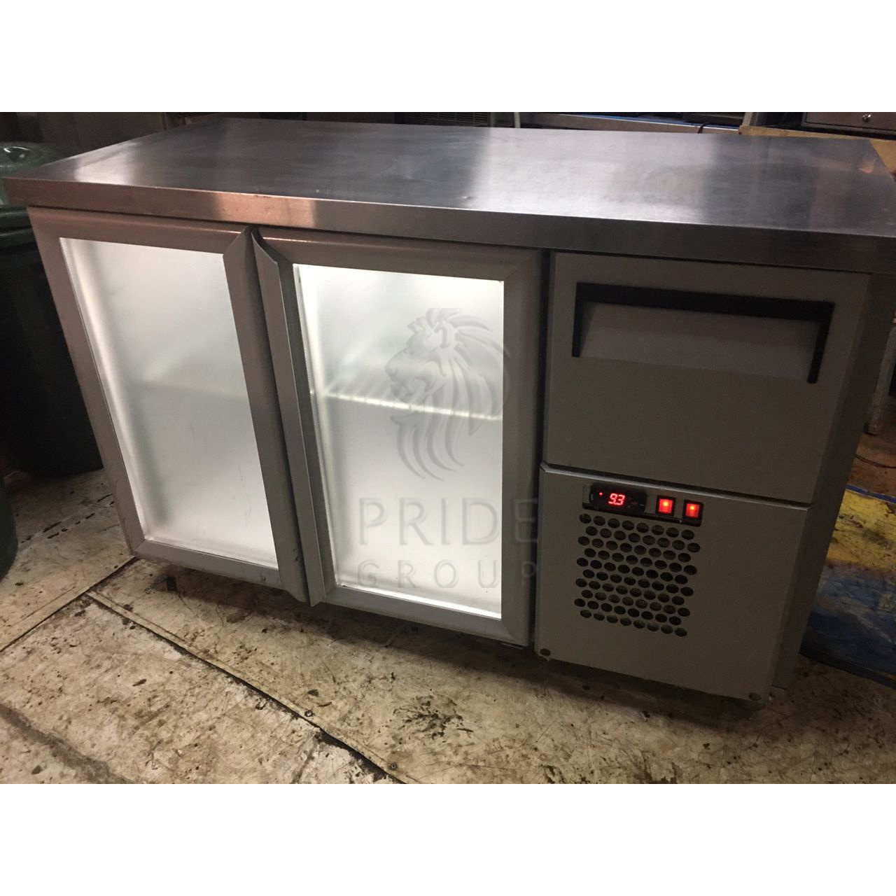 картинка Холодильный барный стол T57 M3-1-G 9006-19 (BAR-360С Carboma)