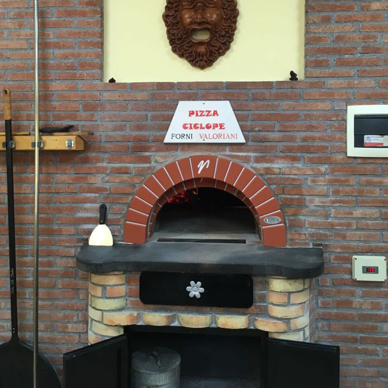 Печь для пиццы ротационная газовая/дровяная Valoriani Rotativo 100