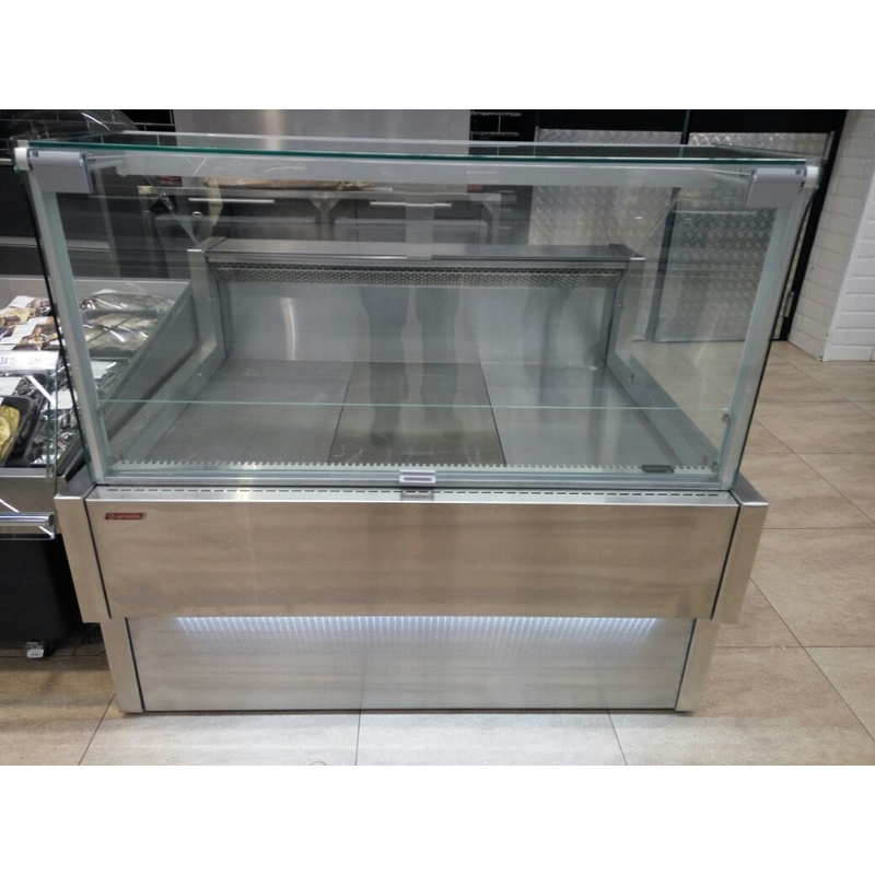Холодильная витрина Берн Куб ВС44-2500 Ариада с выносным агрегатом без боковин